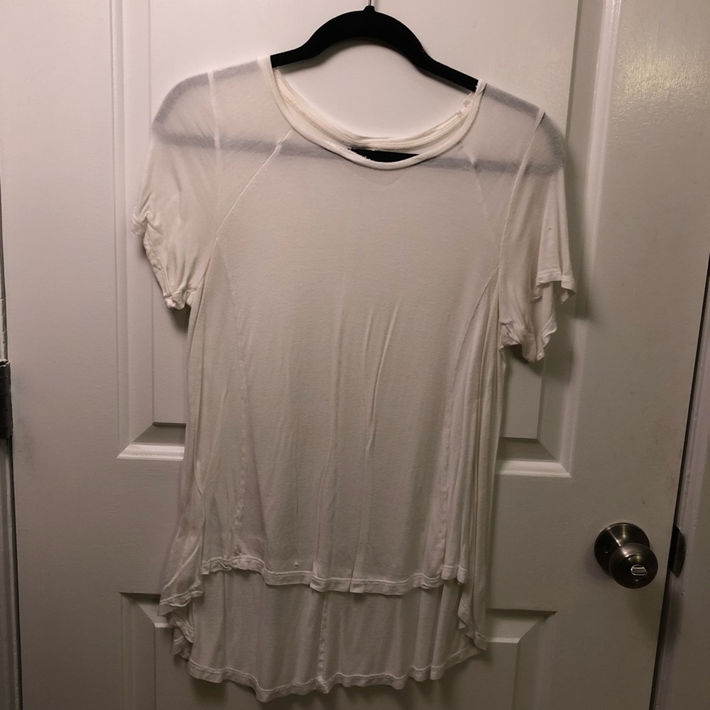 White tee